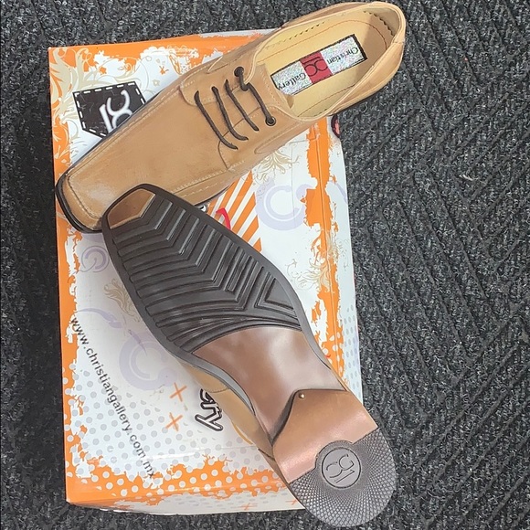 Men’s dress Shoes - Picture 4 of 5